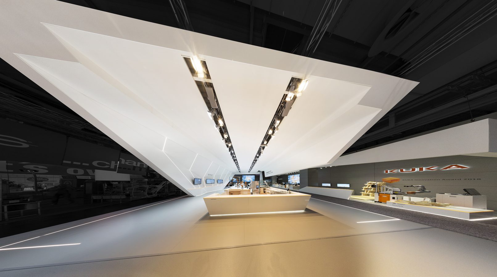 KUKA HMI 2018 Pano 1_01