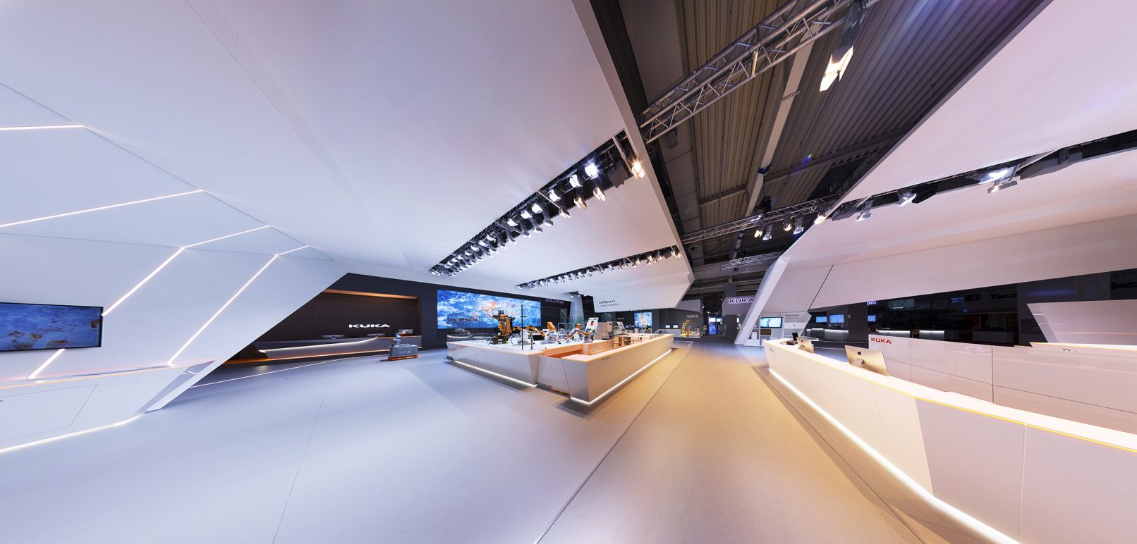KUKA HMI 2018 Pano 4_02